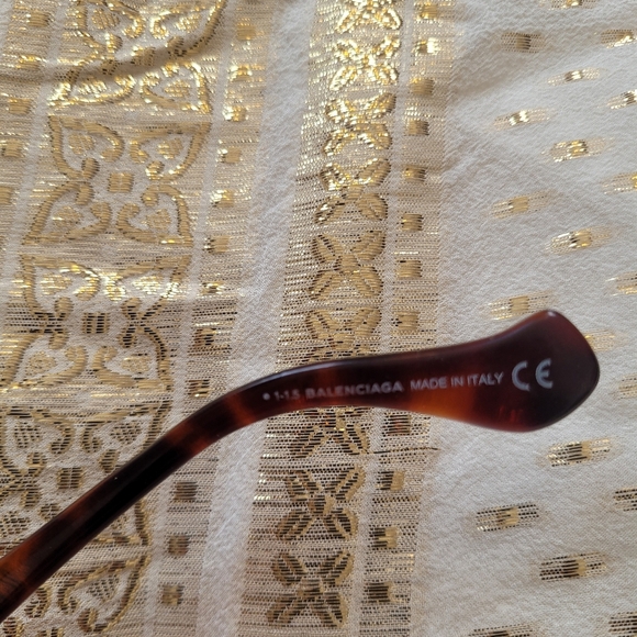 Balenciaga Gold-Tinted Sunglasses - Picture 5 of 7